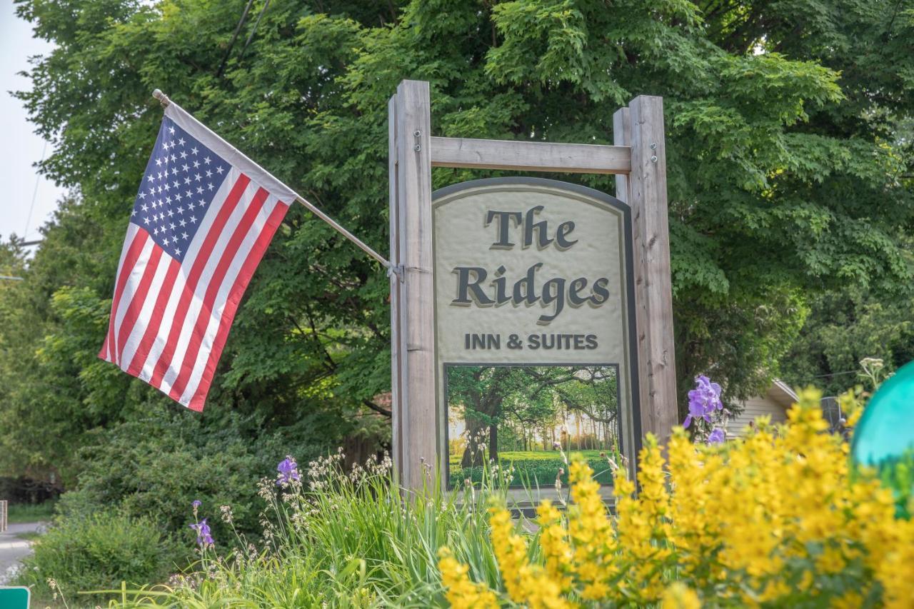Ridges Inn & Suites 贝利斯港 外观 照片